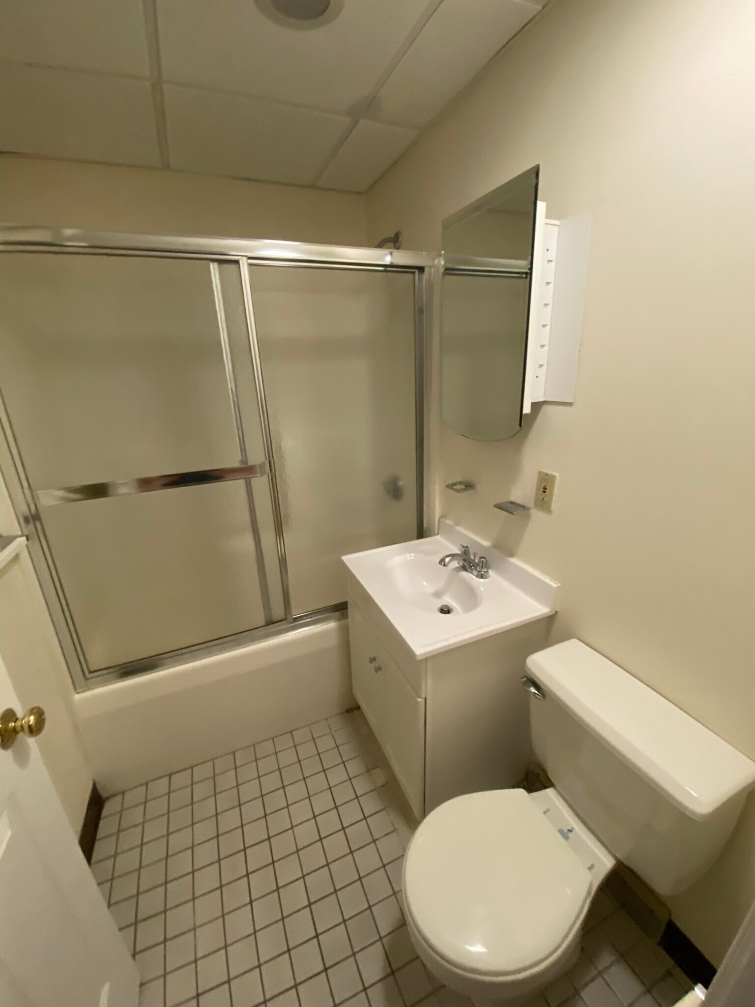 Building Photo - 80 Essex St