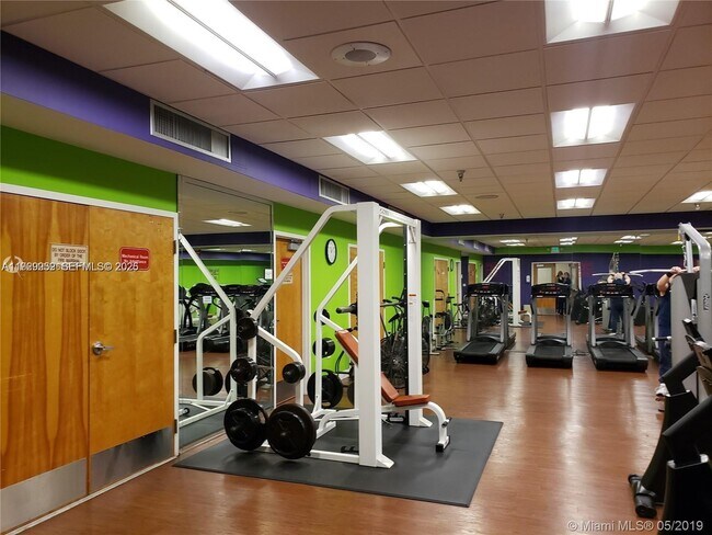 Building Photo - 200 SW 132nd Way