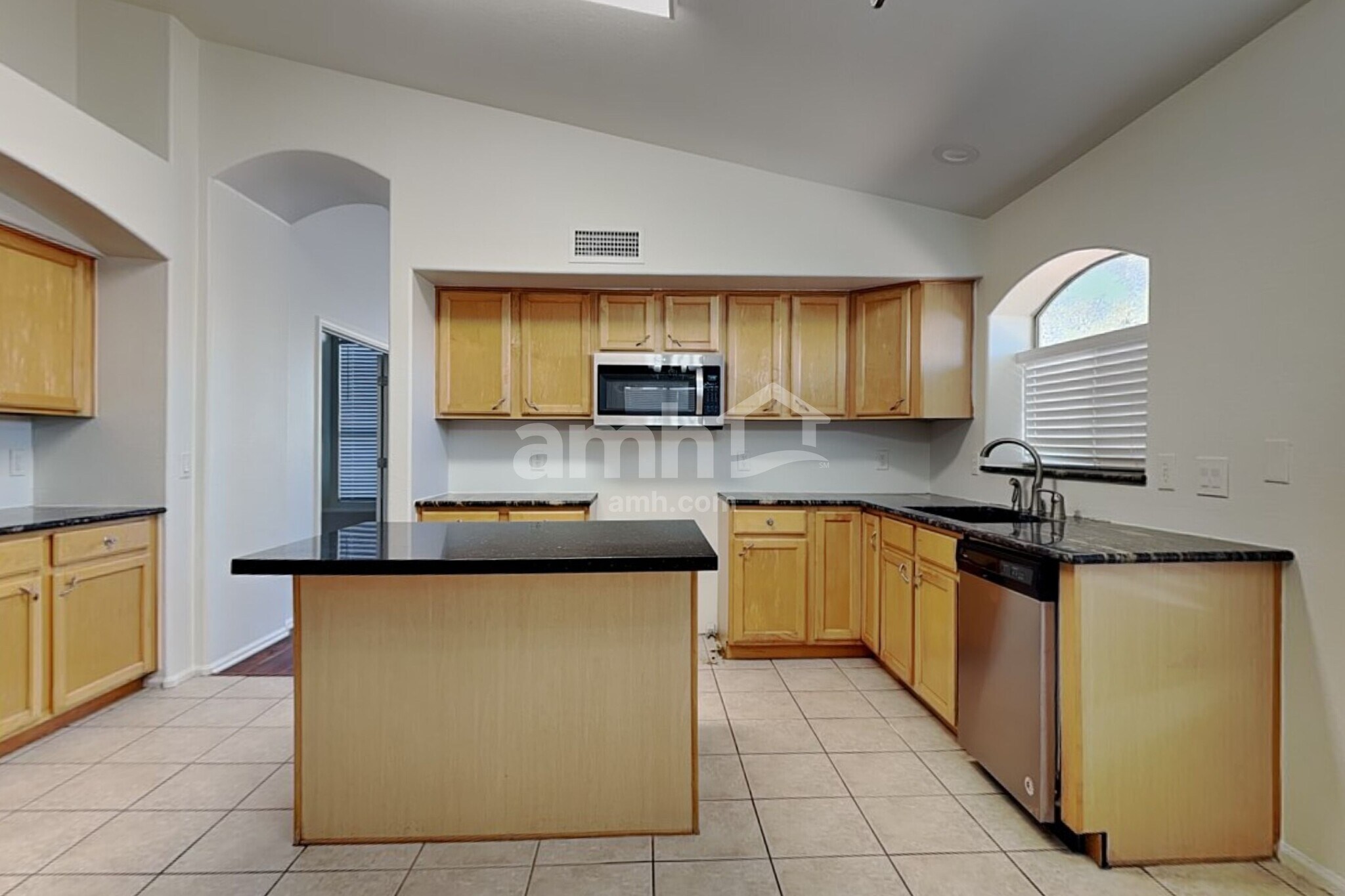 Building Photo - 10262 W Patrick Ln