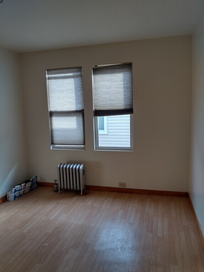 Building Photo - 6805 Narrows Ave