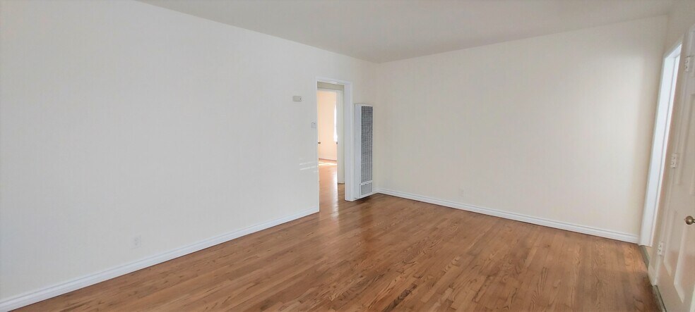 Building Photo - 15626 Grevillea Ave