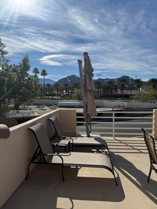 Building Photo - 78125 Crimson Ct