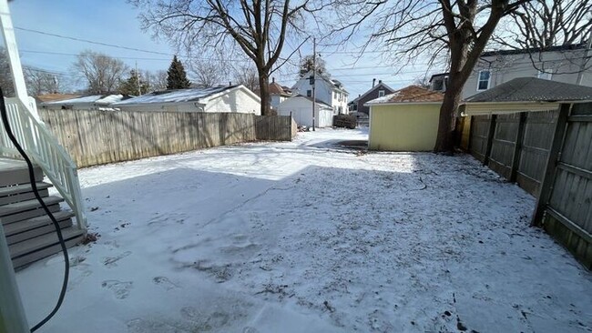 Building Photo - Racine 3 Bedroom Bungalow