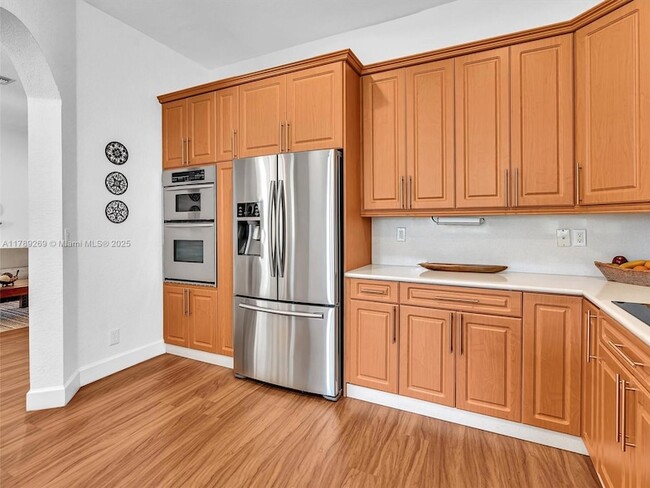 Building Photo - 754 Sunflower Cir