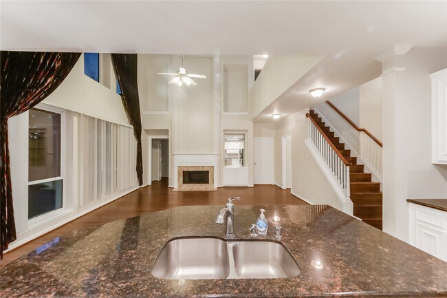 Building Photo - 3931 Shadow Trace Cir