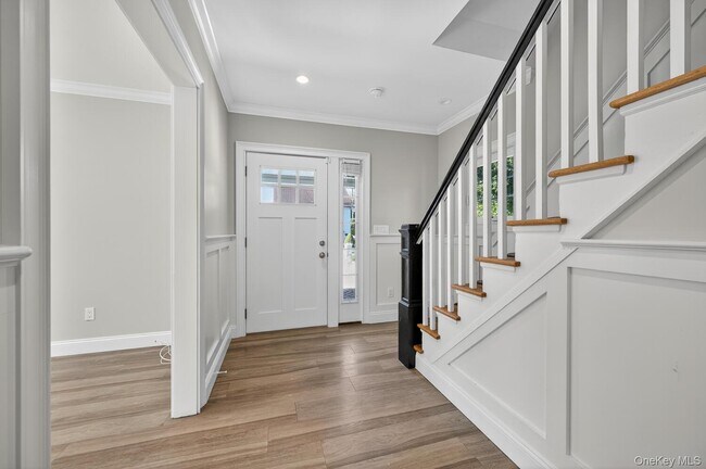 Building Photo - 47 S 6th St