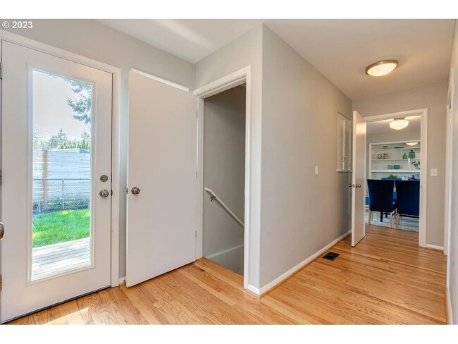 Building Photo - Stylishly Updated Mid-Century Gem on a Qui...