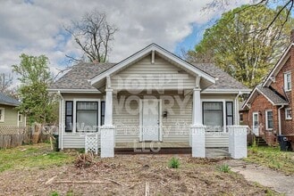 Building Photo - 1405 Lexington Ave