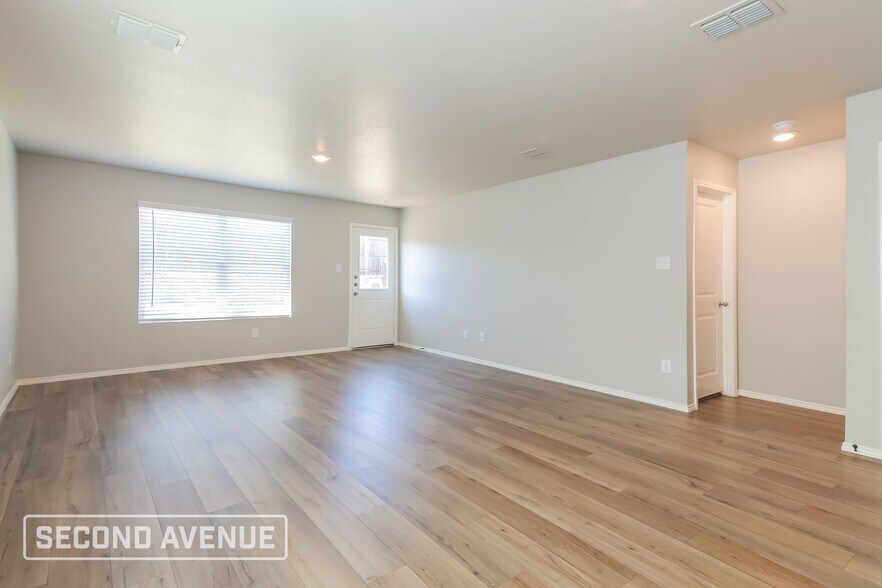 Building Photo - 5915 Nyquist Wy