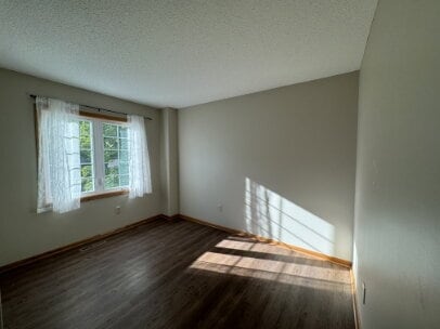 Building Photo - 3579 Blue Jay Way