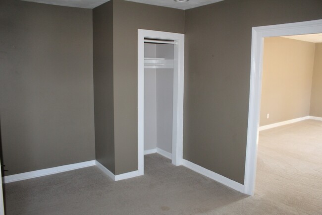Building Photo - Single Family Home
