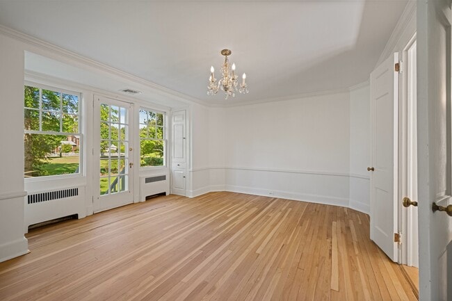 Building Photo - 55 Loughlin Ave