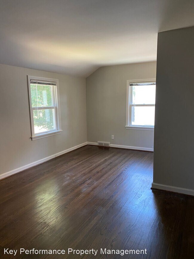 Building Photo - 3 br, 1 bath House - 35 Aragon Ave