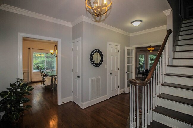 Building Photo - 4265 Deerwood Ln