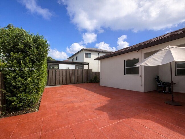 Building Photo - 2902 SW 149th Pl