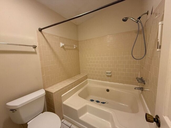 Building Photo - Gulf Breeze - Sandpiper Village - 3 bedroo...