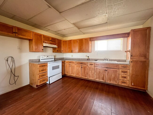 Building Photo - Cute 3 bedroom 2 bath in Desert Heights