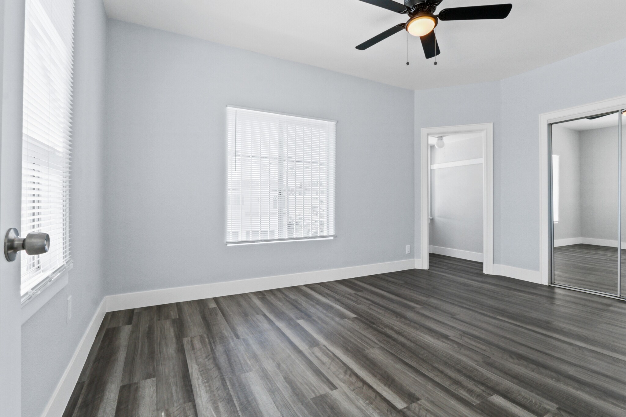 Building Photo - 458 Rose Ave