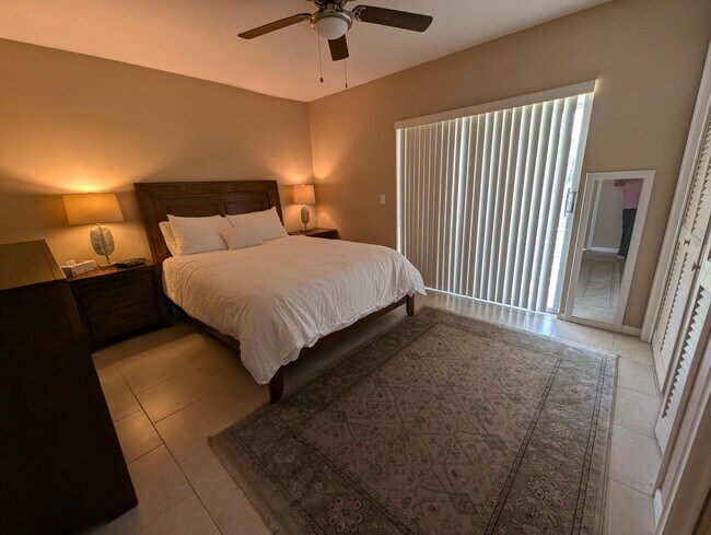 Building Photo - 190 Easthampton H