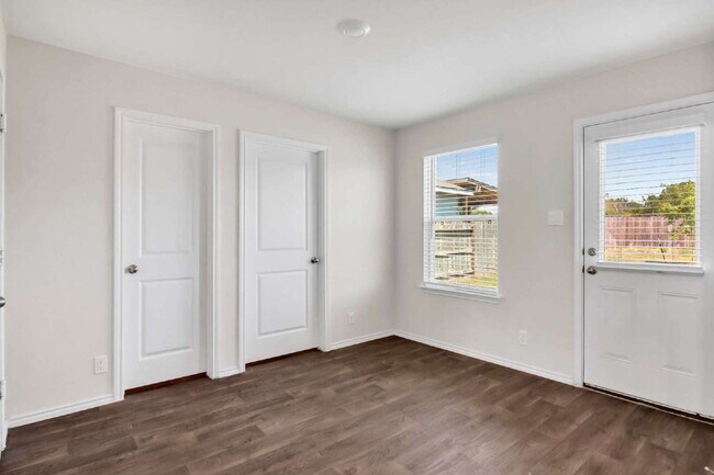 Building Photo - 14307 Little Sandstone