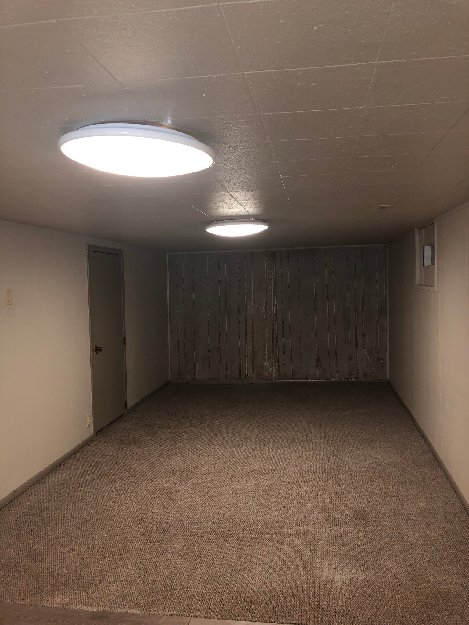 Living Room - 122 2nd Ave SW