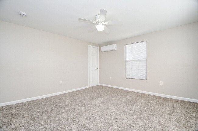 Building Photo - 2928 Wayne St