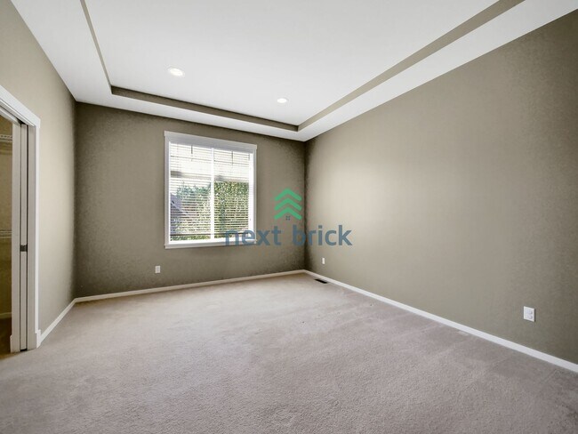 Building Photo - Rare 3 Bedroom 2.5 Bath Townhome for Rent!