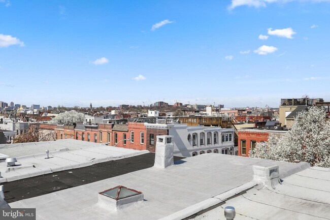 Building Photo - 3129 Fait Ave