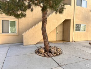 Building Photo - WE PAY REFERRAL