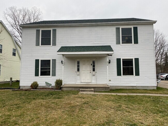342-344 Duplex - 342 Spartan Ave
