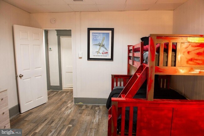 Building Photo - 3809 Ventnor Ave