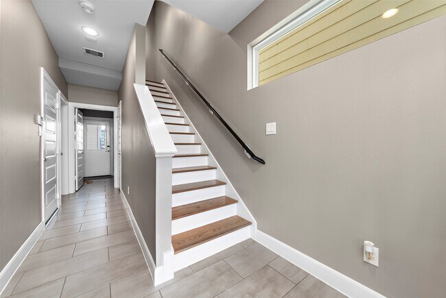 Building Photo - 2706 Eado Edge Ct