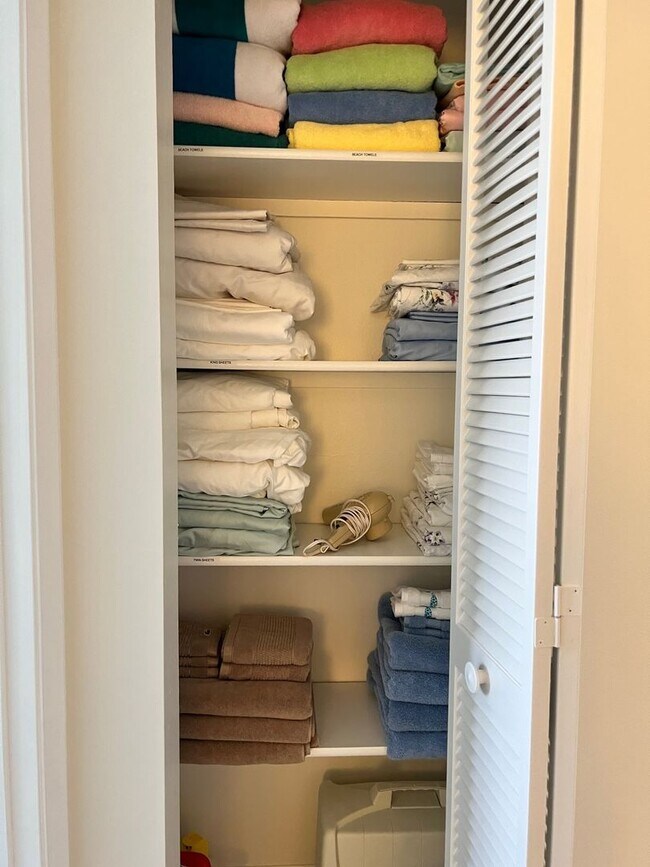 Building Photo - 2BR/2BA Detached Villa near the Atlanta Braves Stadium!