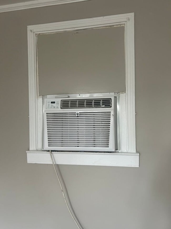 Building Photo - Home in Rossville GA