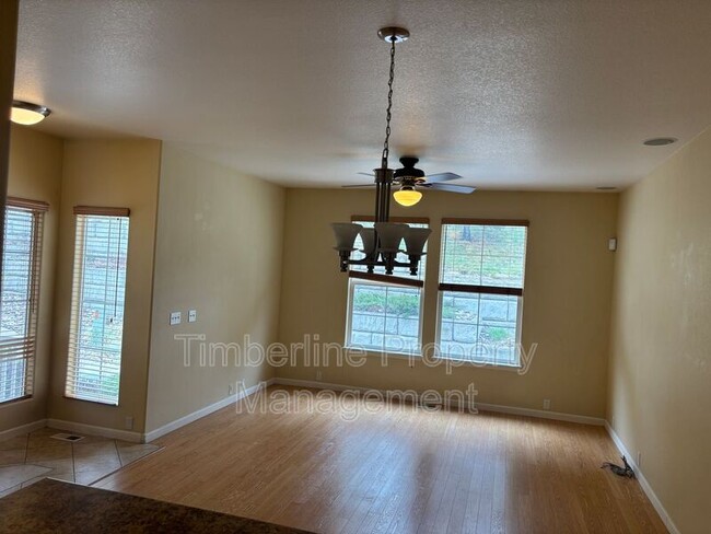 Building Photo - 4096 Diamond Ridge View
