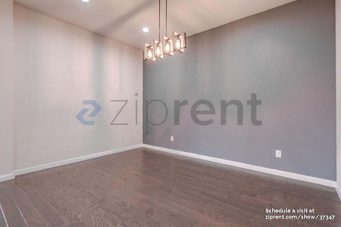 Building Photo - 27939 Parkside Creek Dr