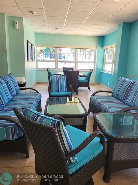 Building Photo - 133 N Pompano Beach Blvd