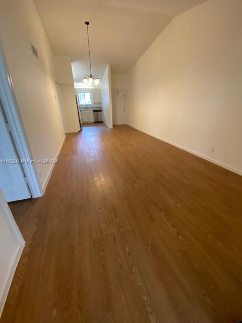 Building Photo - 300 Palmwood Pl