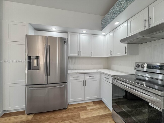 Building Photo - 2261 NW 34th Terrace