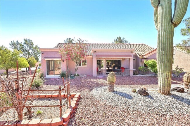 Building Photo - 3013 Sungold Dr