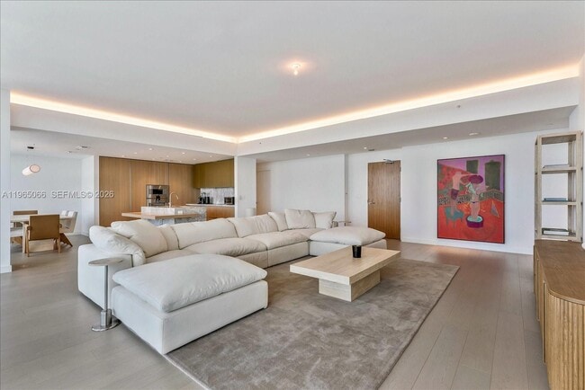 Building Photo - 501 West Ave