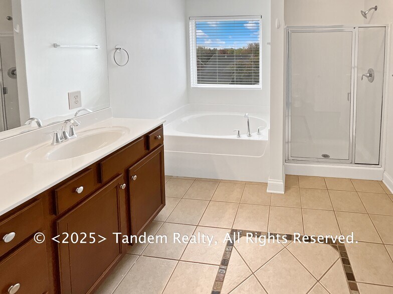 Building Photo - 209 Watson View Dr