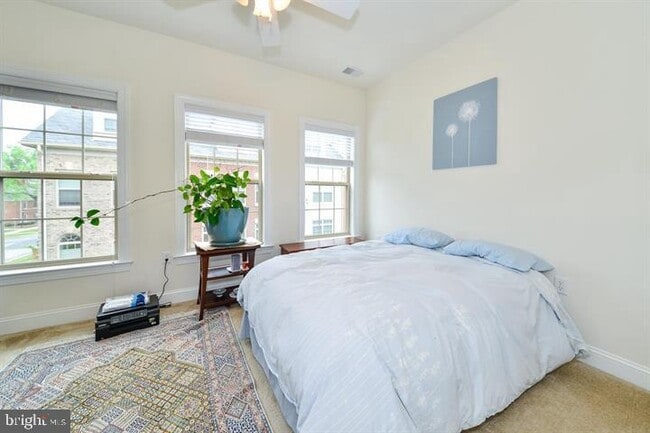 Building Photo - 402 N Thomas St