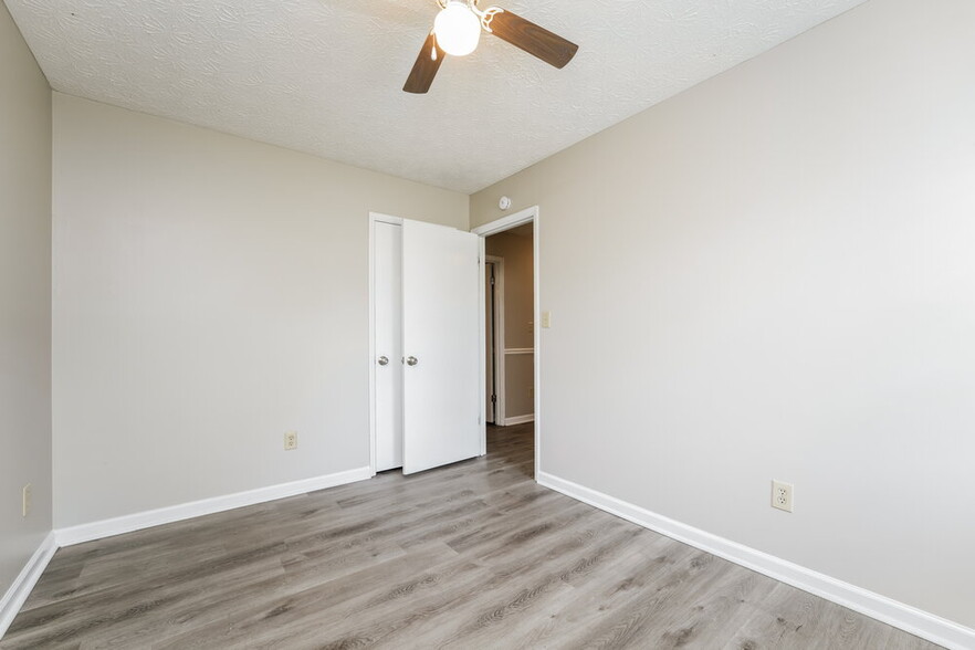 Building Photo - 80 Belmont Park Ln
