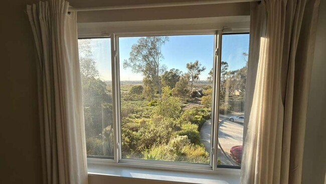 Building Photo - 22 Latitude Ct