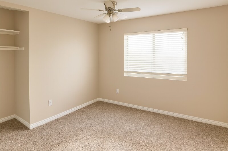 Building Photo - 1443 Avenida La Posta