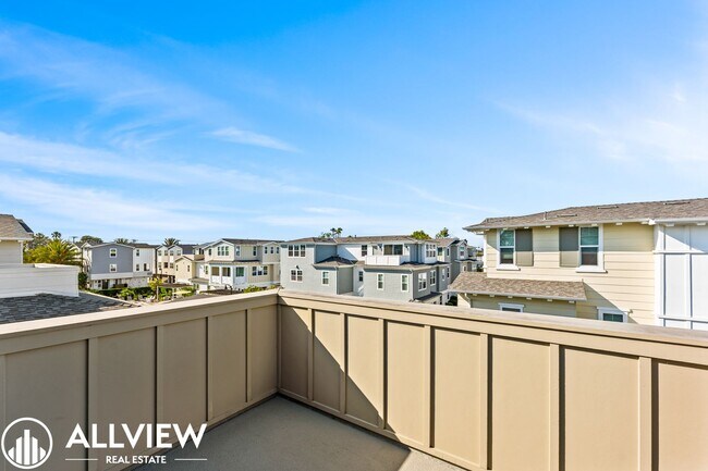 Building Photo - *Limited Move In Special! $1,000 Off First...