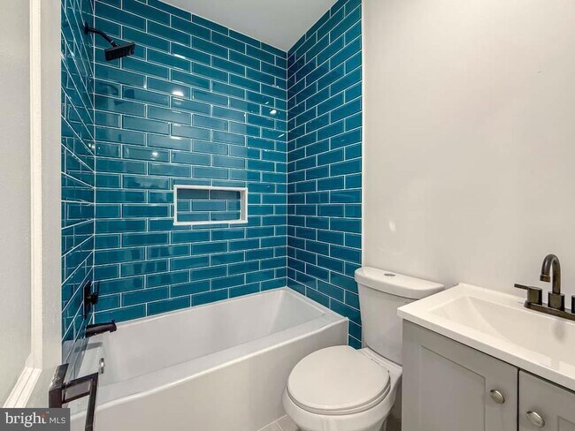 Building Photo - 30 Haddon Ave