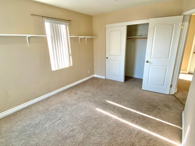 Building Photo - 15917 Sierra Vista Ct