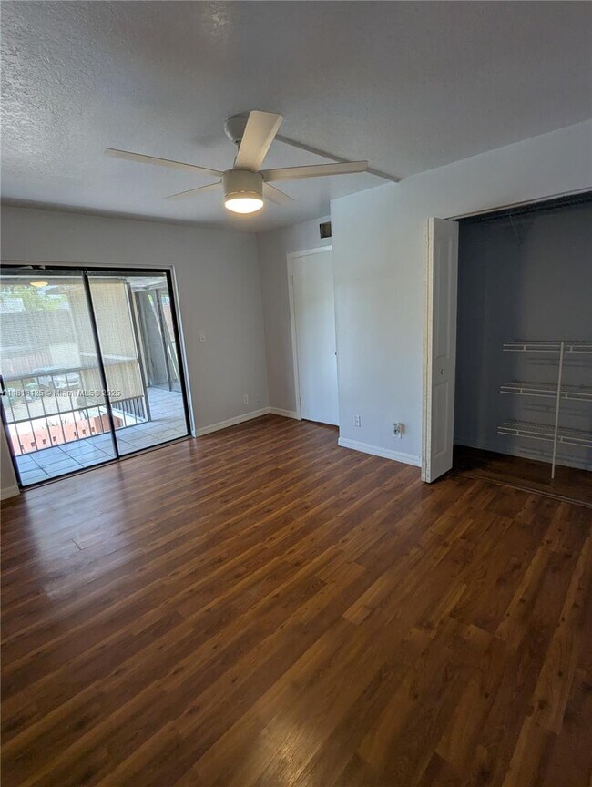 Building Photo - 5825 Swordfish Ct